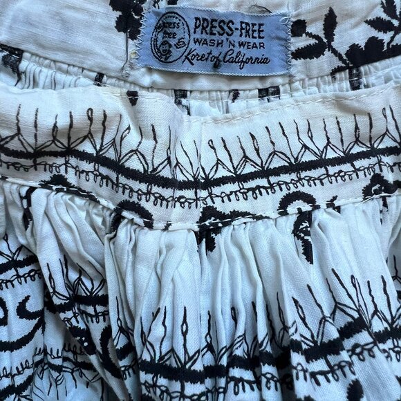 VTG 1950s Koret of California White & Black Floral Pattern Circle Skirt | S - Picture 7 of 12